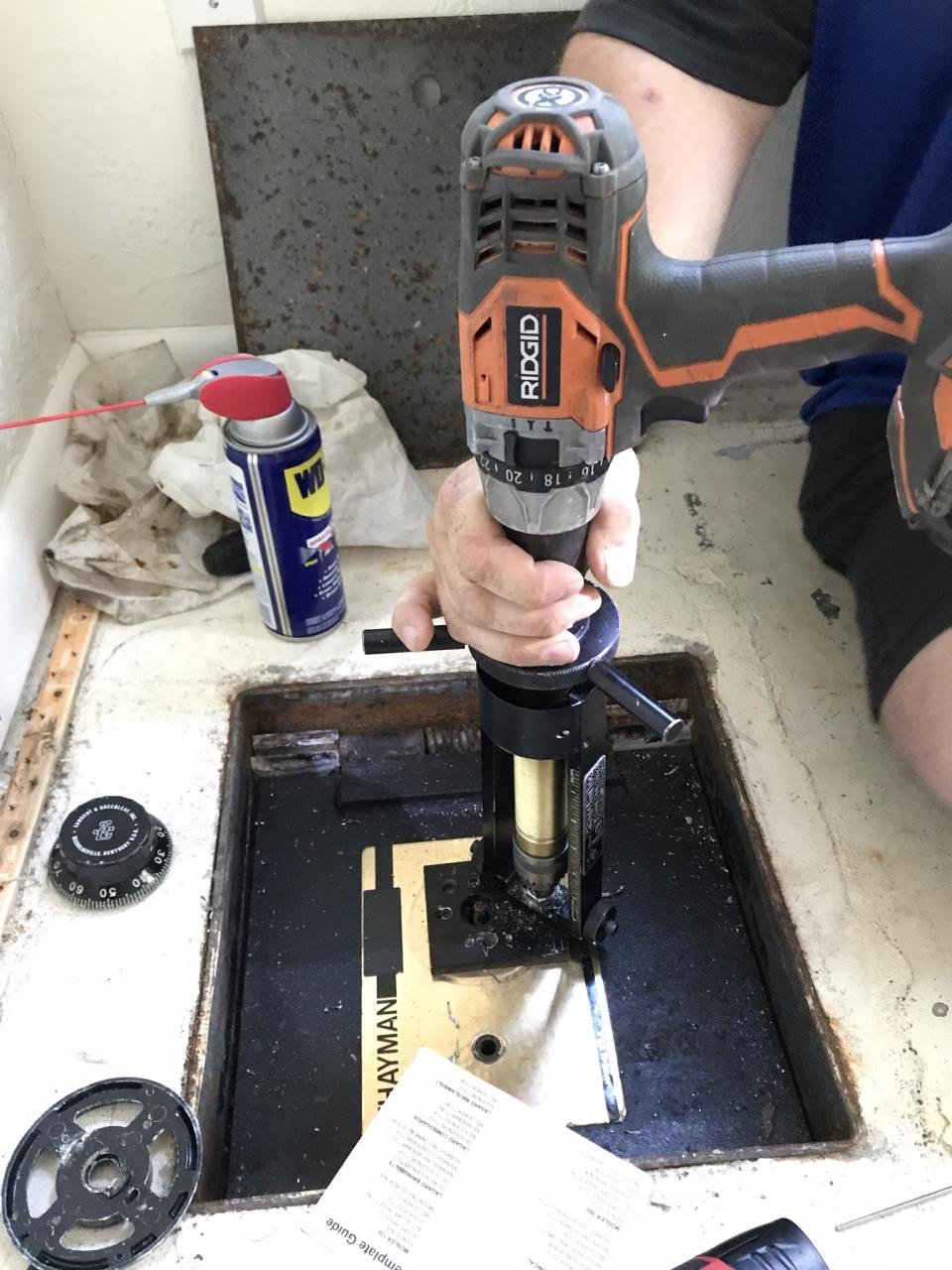 Finally-got-hidden-safe-open