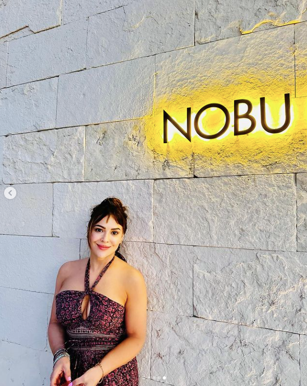 Alyssa Milano posing for a picture, posted on May 9, 2024 | Source: Instagram/milano_alyssa